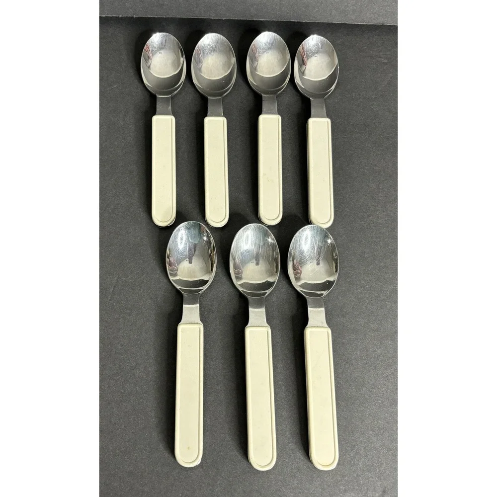 Mikasa Beige Cream Handle Flatware 17 Pcs MIS31 Plastic Fork Knife Spoon Retired